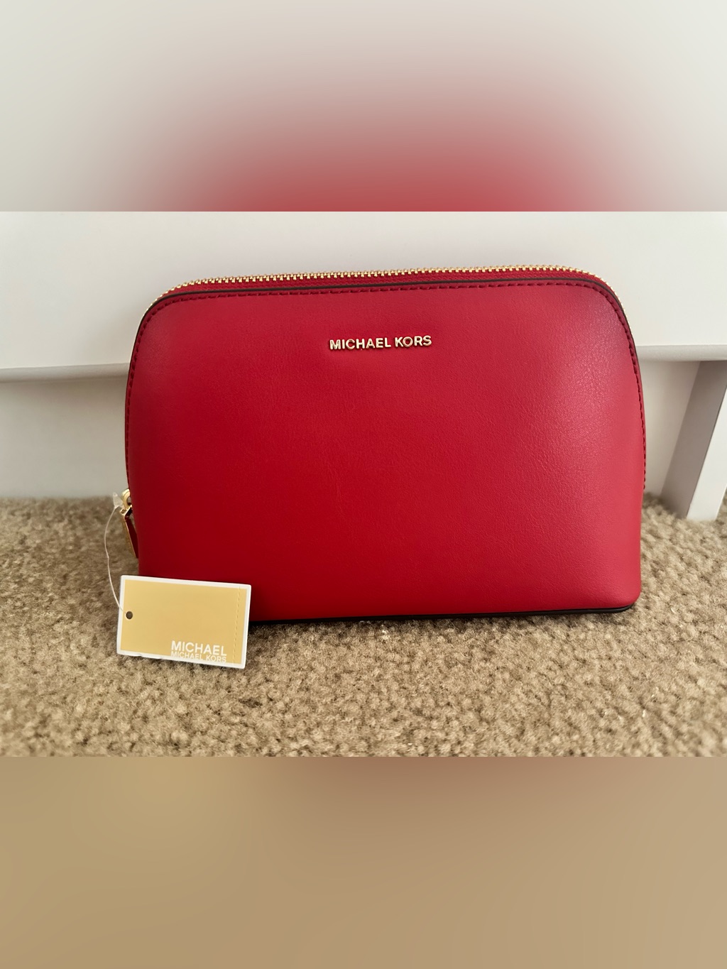 Michael Kors Medium Leather Jet Set Travel Kit